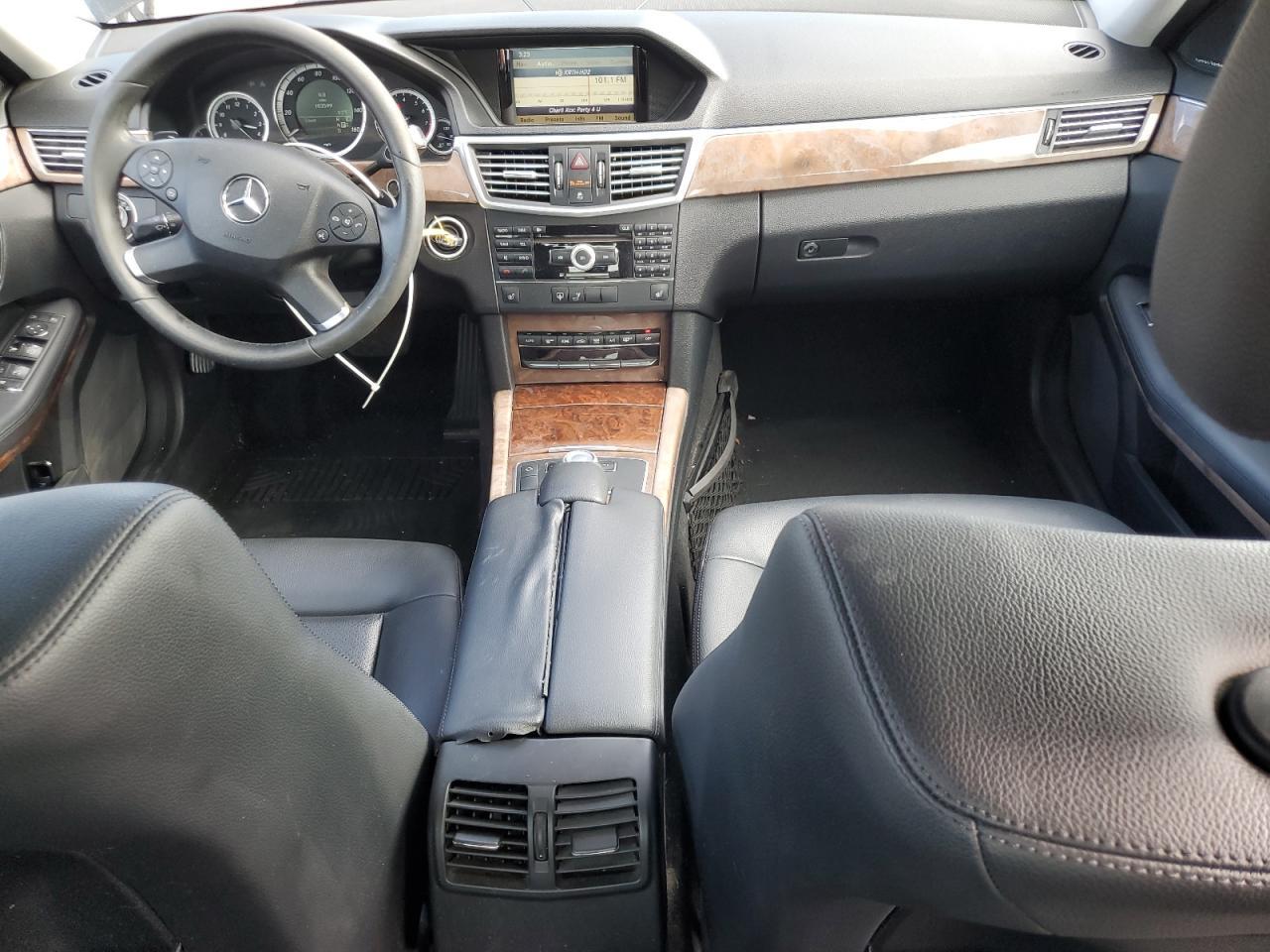 2010 MERCEDES-BENZ E-Class