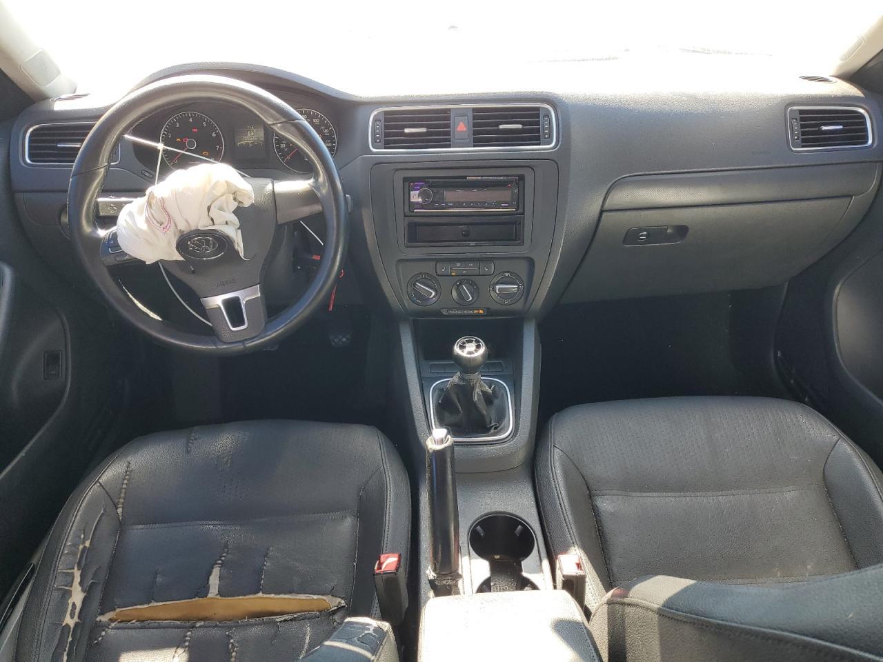 2012 VOLKSWAGEN JETTA