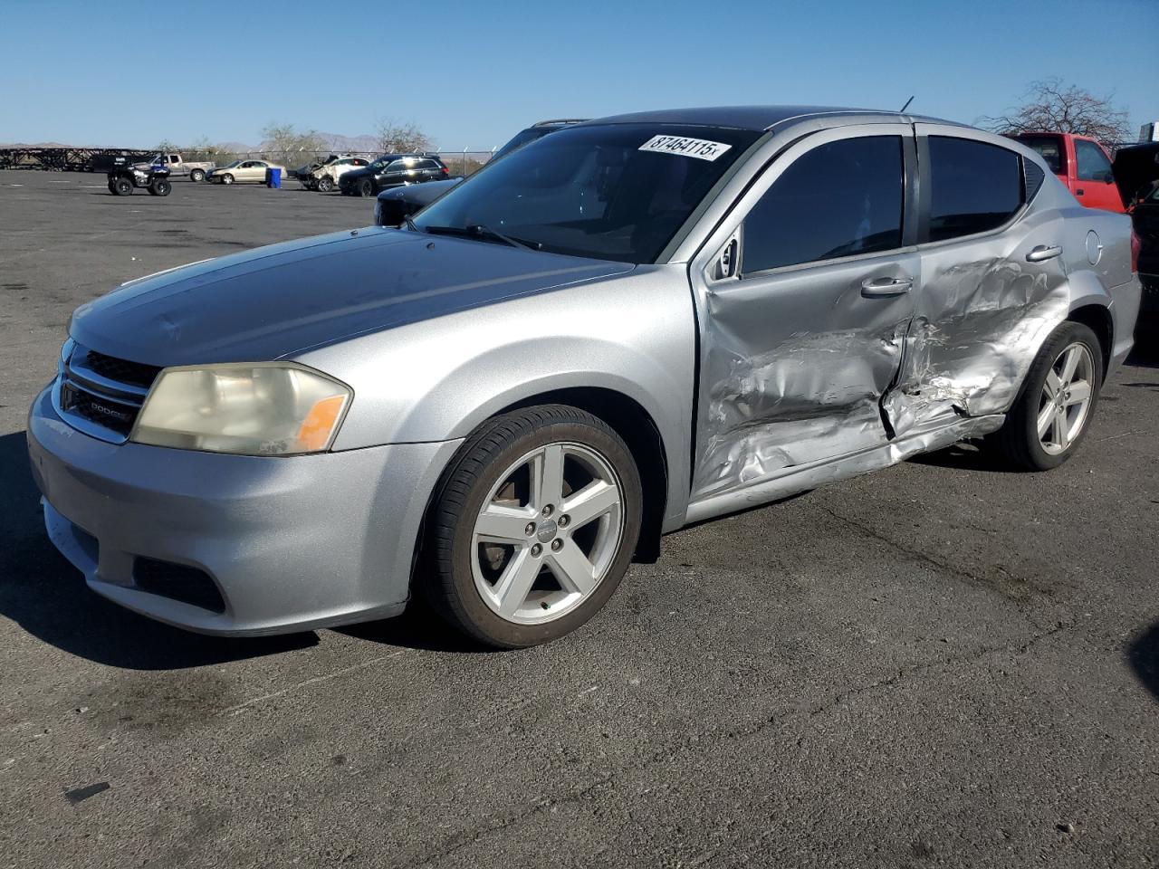 2013 DODGE Avenger