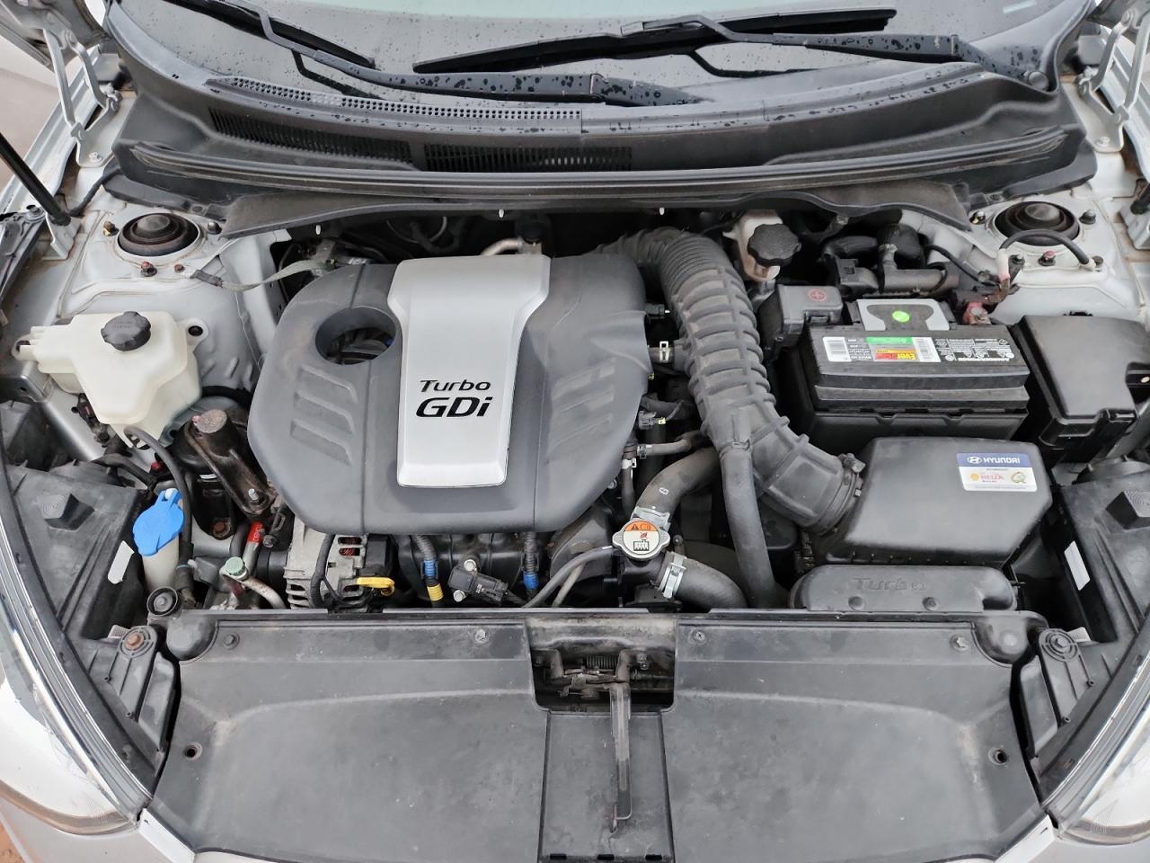 2016 HYUNDAI VELOSTER