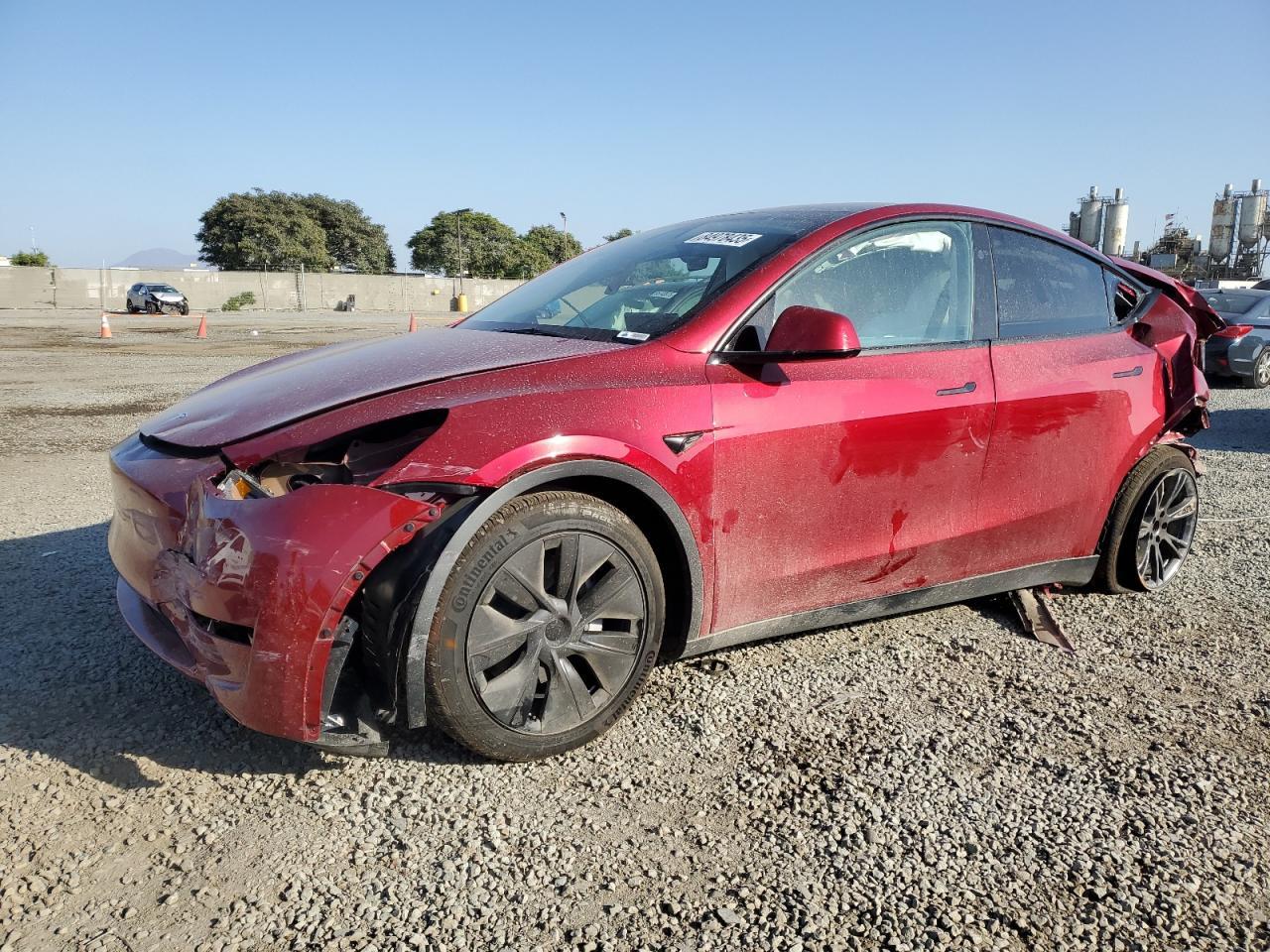 2025 TESLA MODEL Y