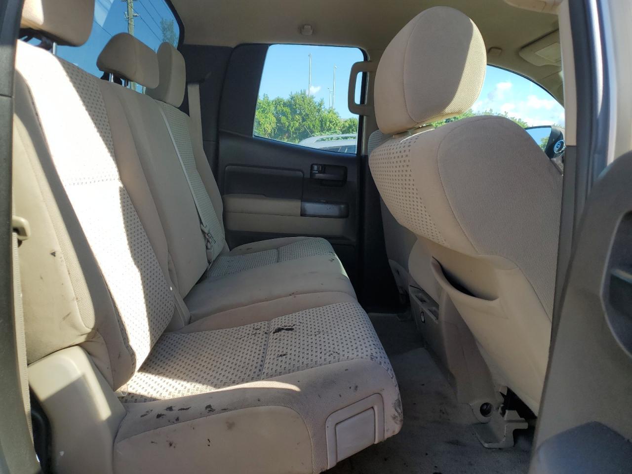 2010 TOYOTA TUNDRA