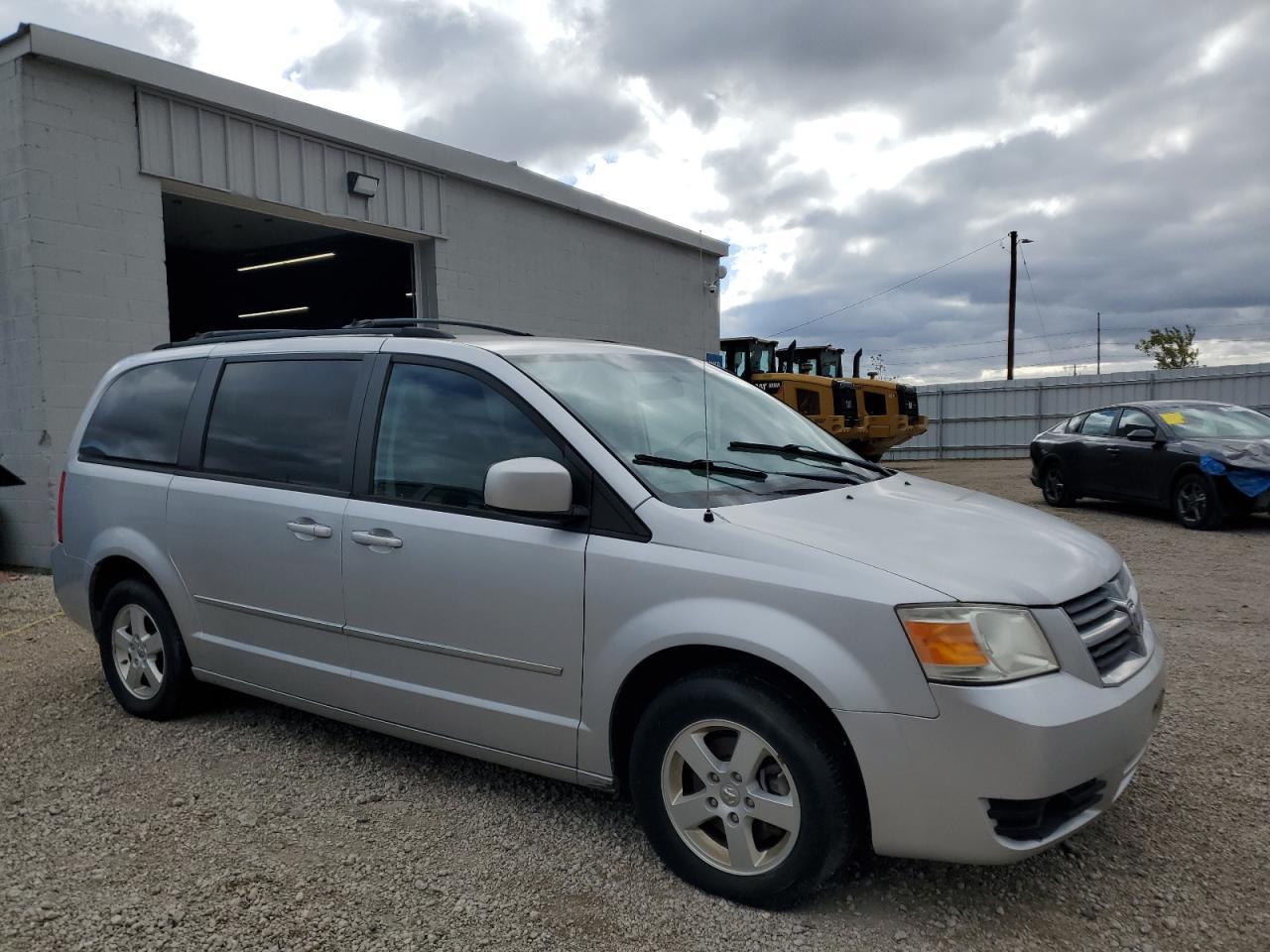 2010 DODGE GRAND CARAVAN