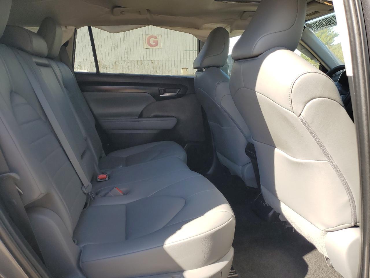 2023 TOYOTA HIGHLANDER