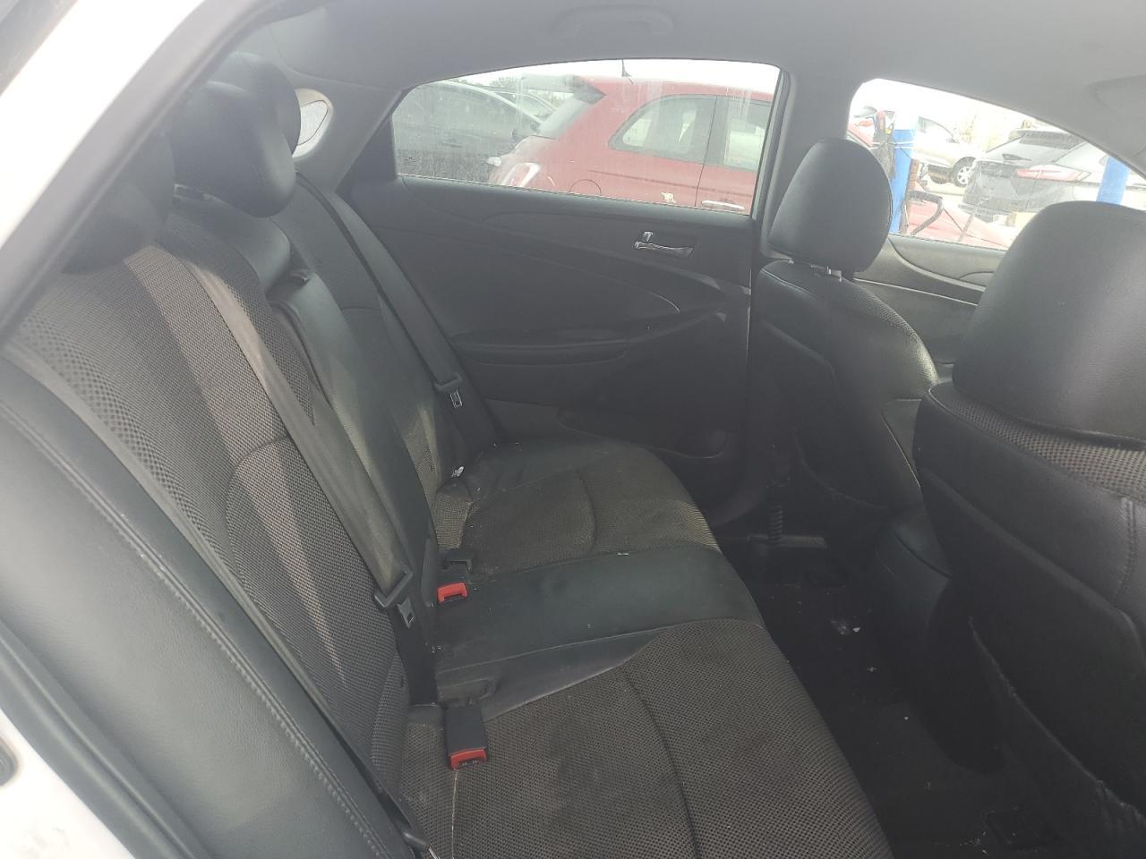 2012 HYUNDAI SONATA