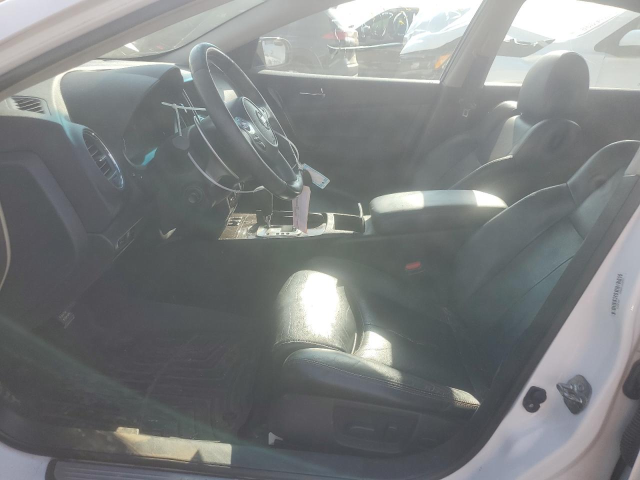 2011 NISSAN Maxima