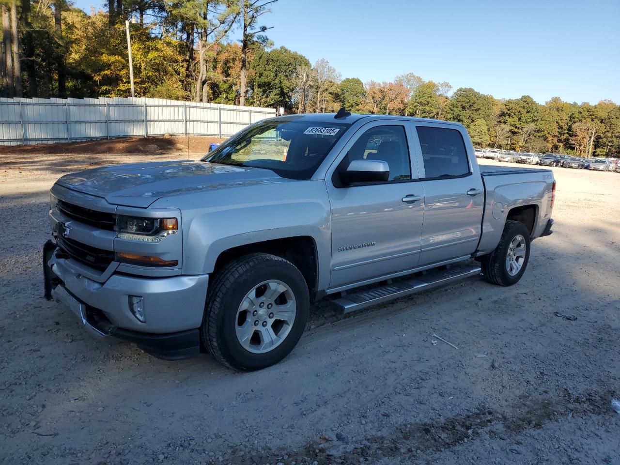 2017 CHEVROLET Silverado