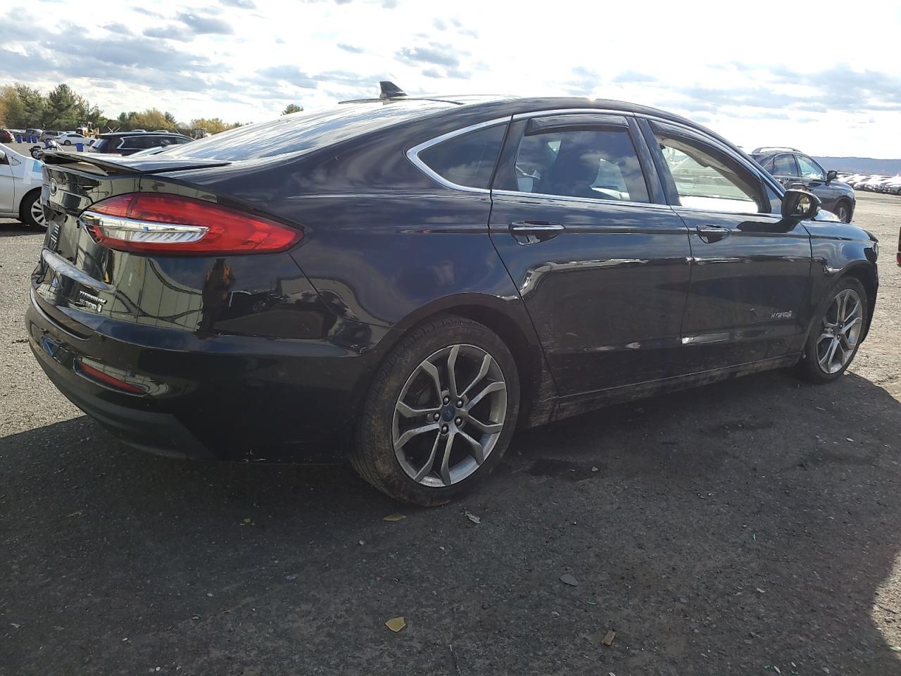 2019 FORD FUSION