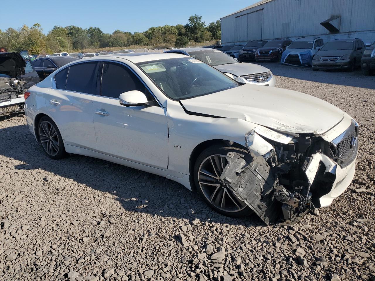 2016 INFINITI Q50