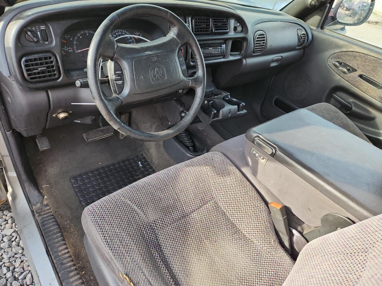 2001 DODGE RAM 1500
