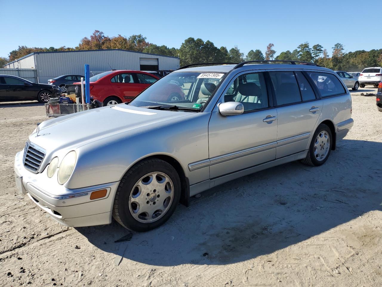 2001 MERCEDES-BENZ E-Class