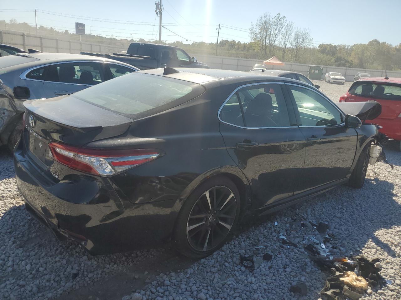 2019 TOYOTA CAMRY