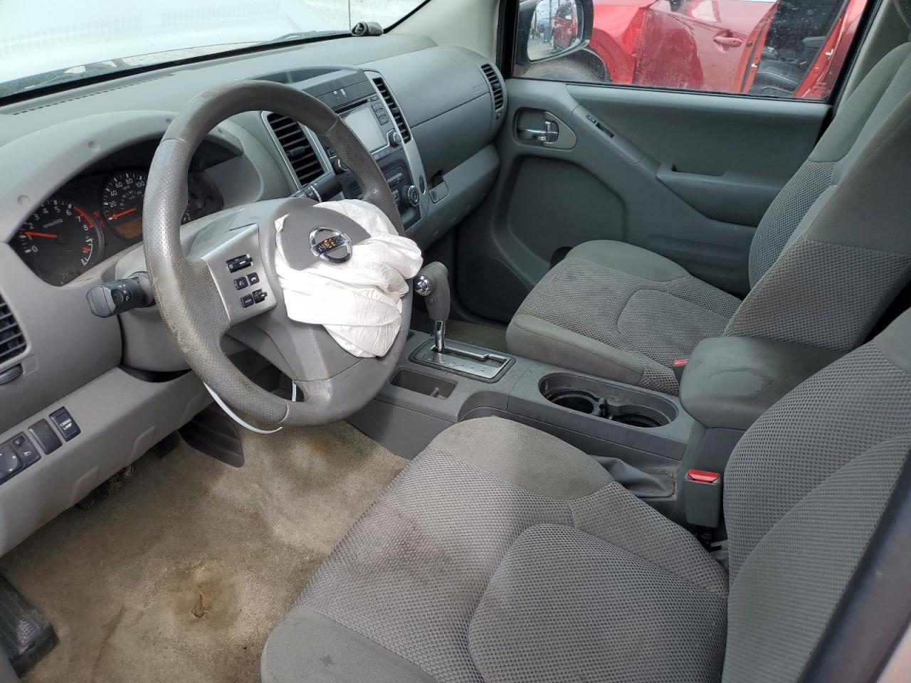 2017 NISSAN Frontier