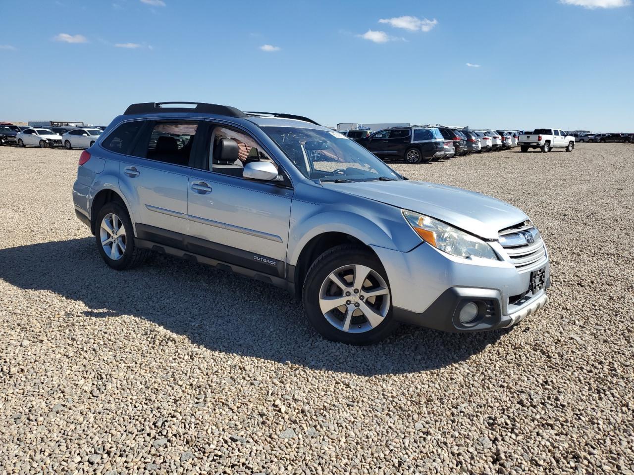 2013 SUBARU Outback