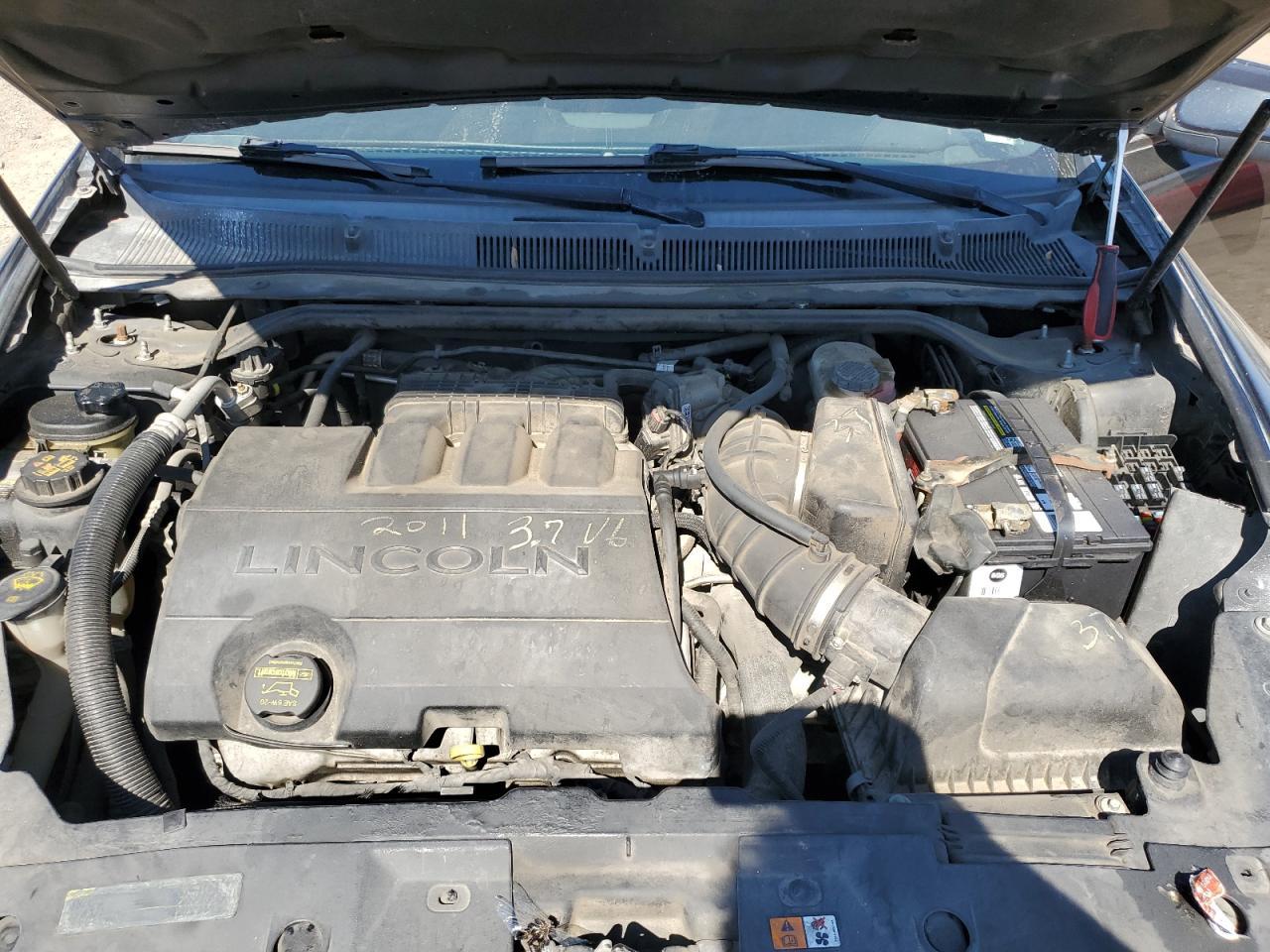 2011 LINCOLN MKS