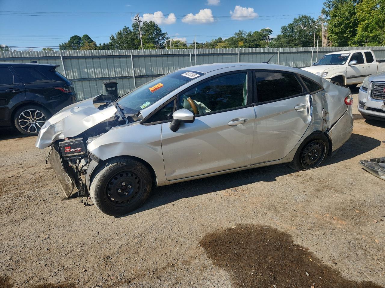 2015 FORD Fiesta