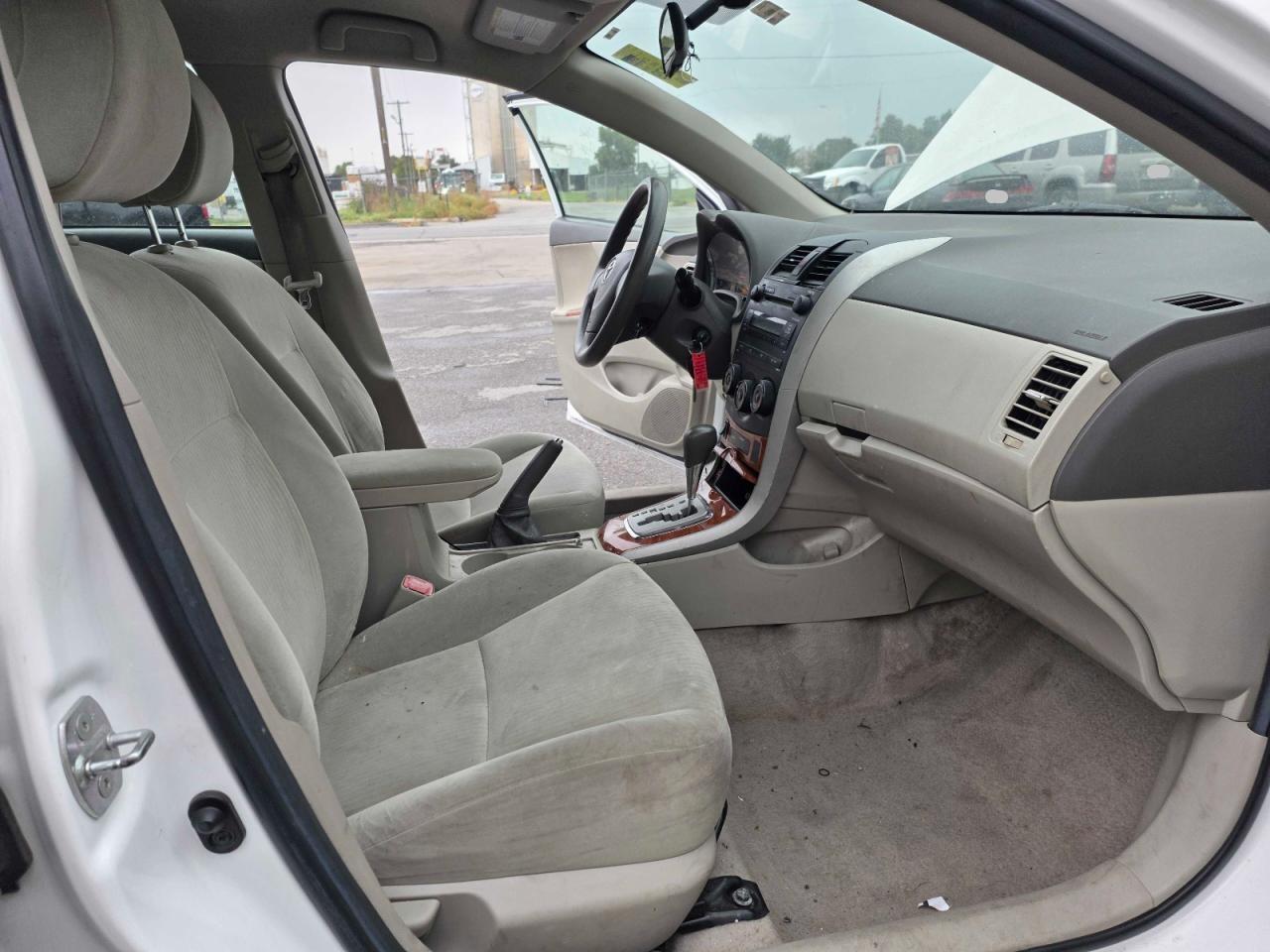 2009 TOYOTA COROLLA