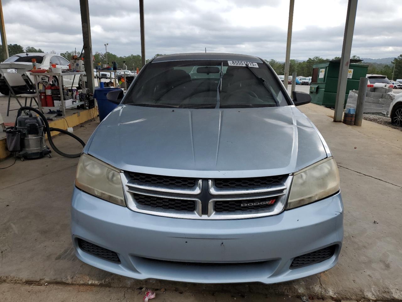 2013 DODGE Avenger