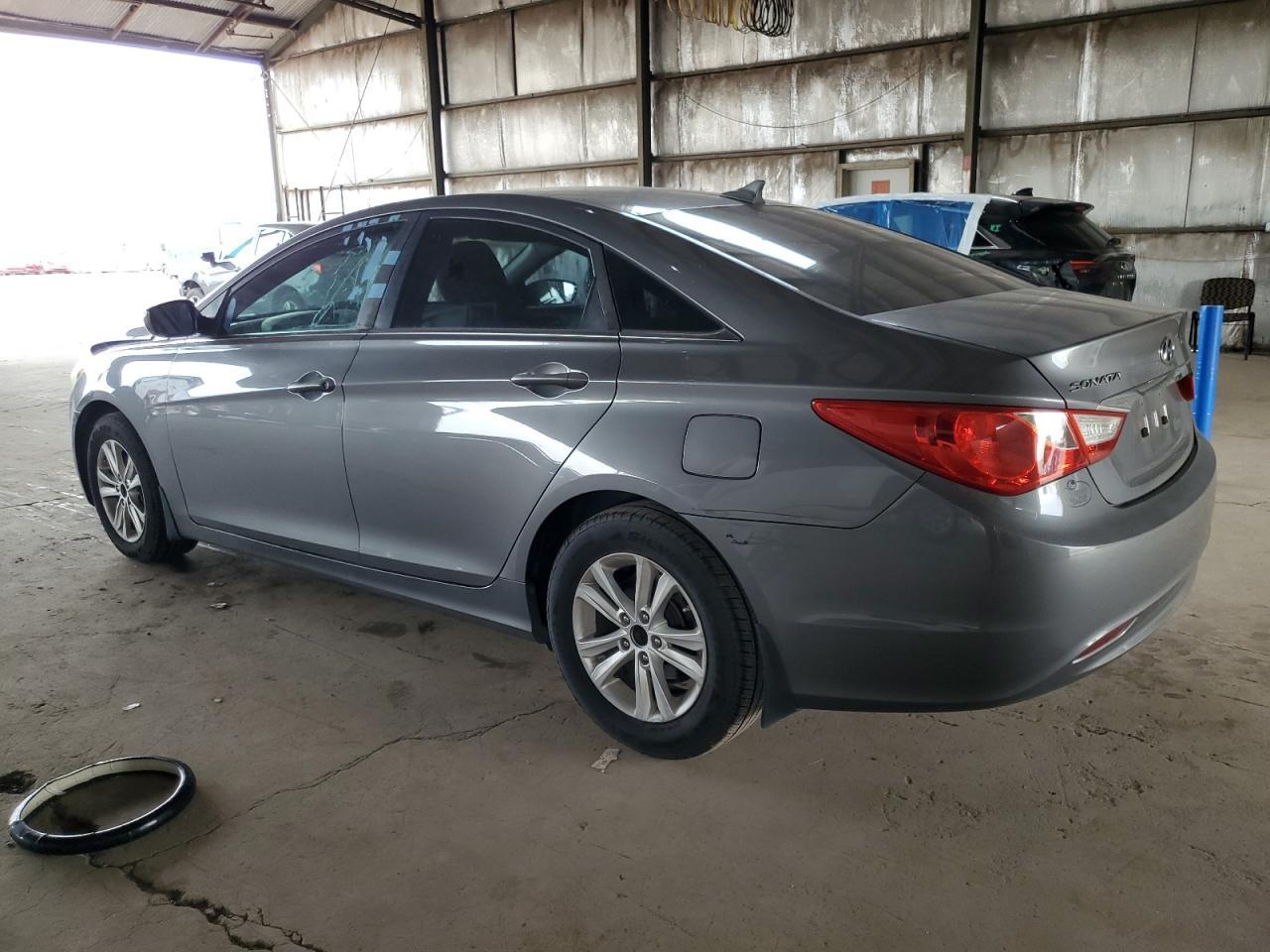 2011 HYUNDAI SONATA