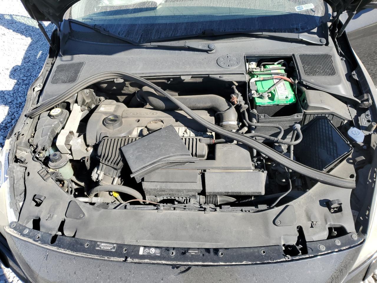 2012 VOLVO S60