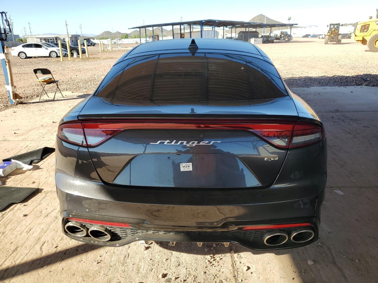 2023 KIA Stinger