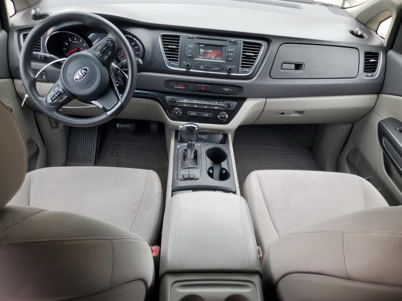 2016 KIA SEDONA