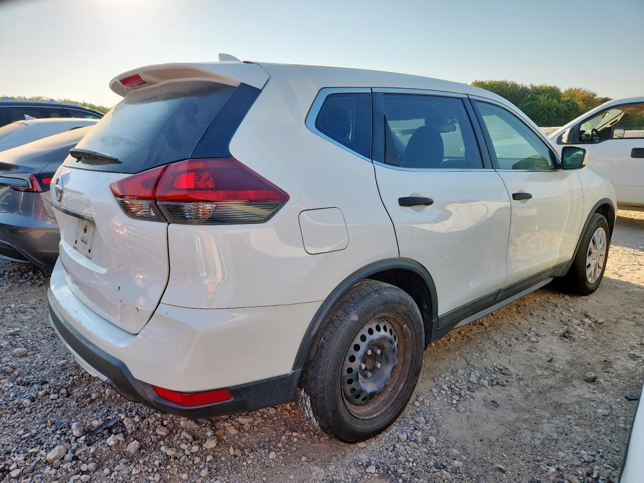2018 NISSAN ROGUE