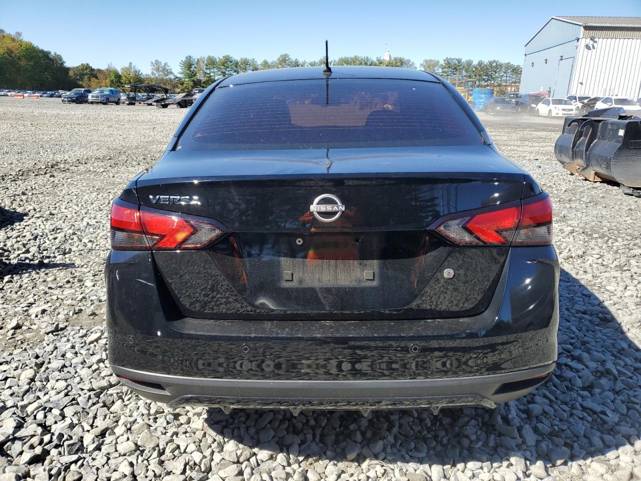 2023 NISSAN VERSA