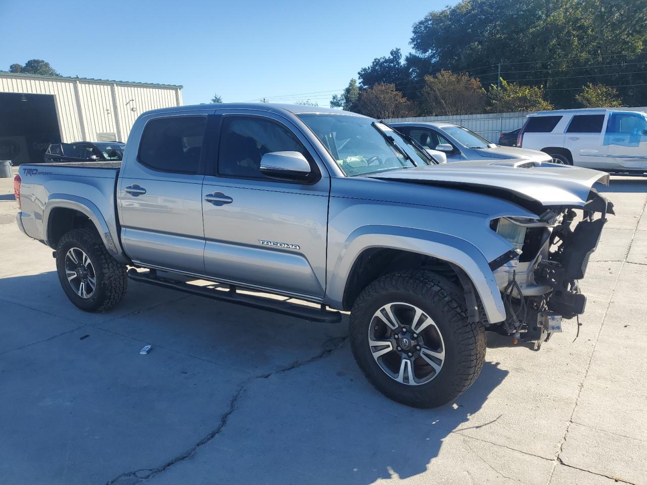 2016 TOYOTA TACOMA