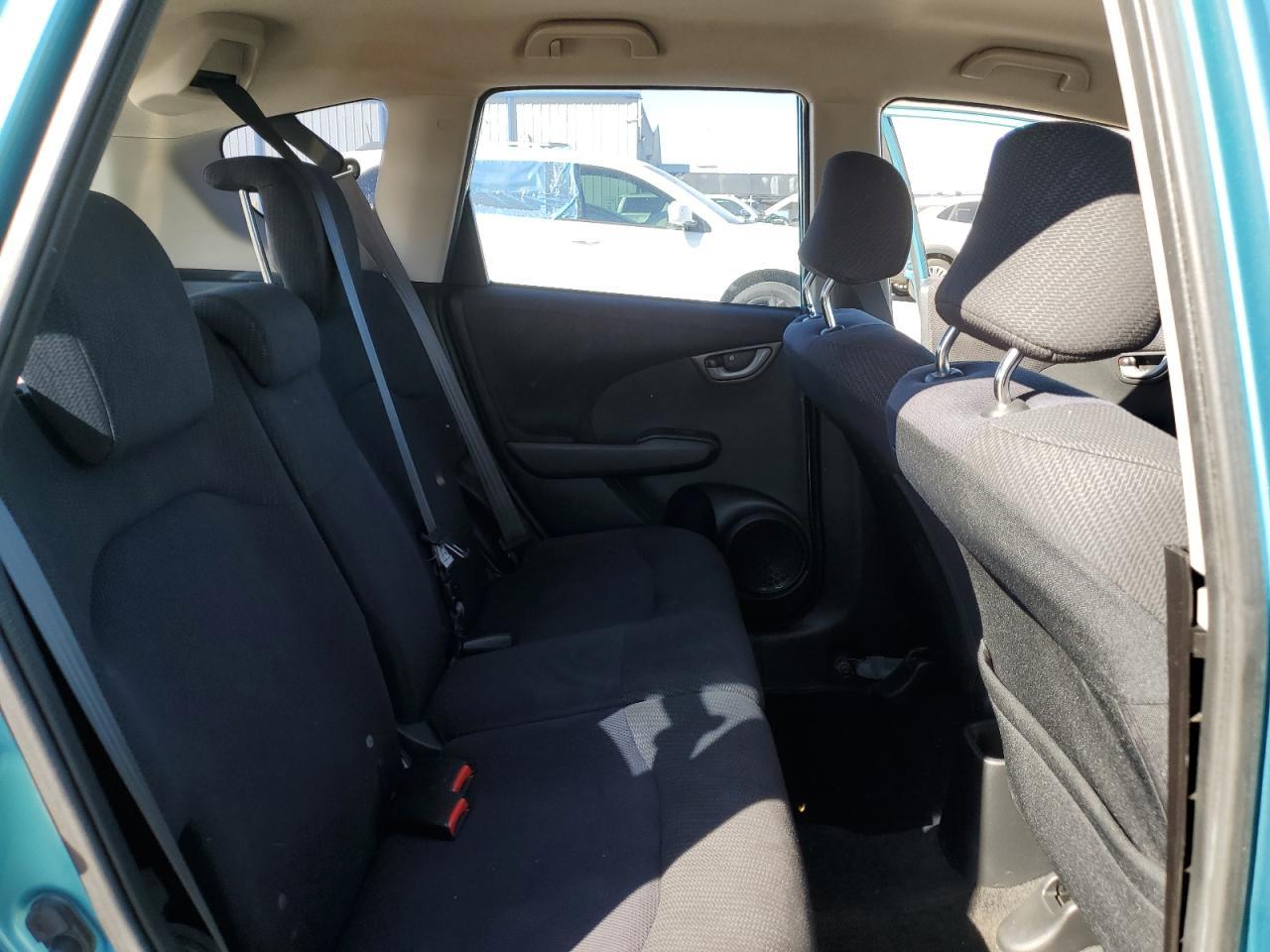 2012 HONDA FIT