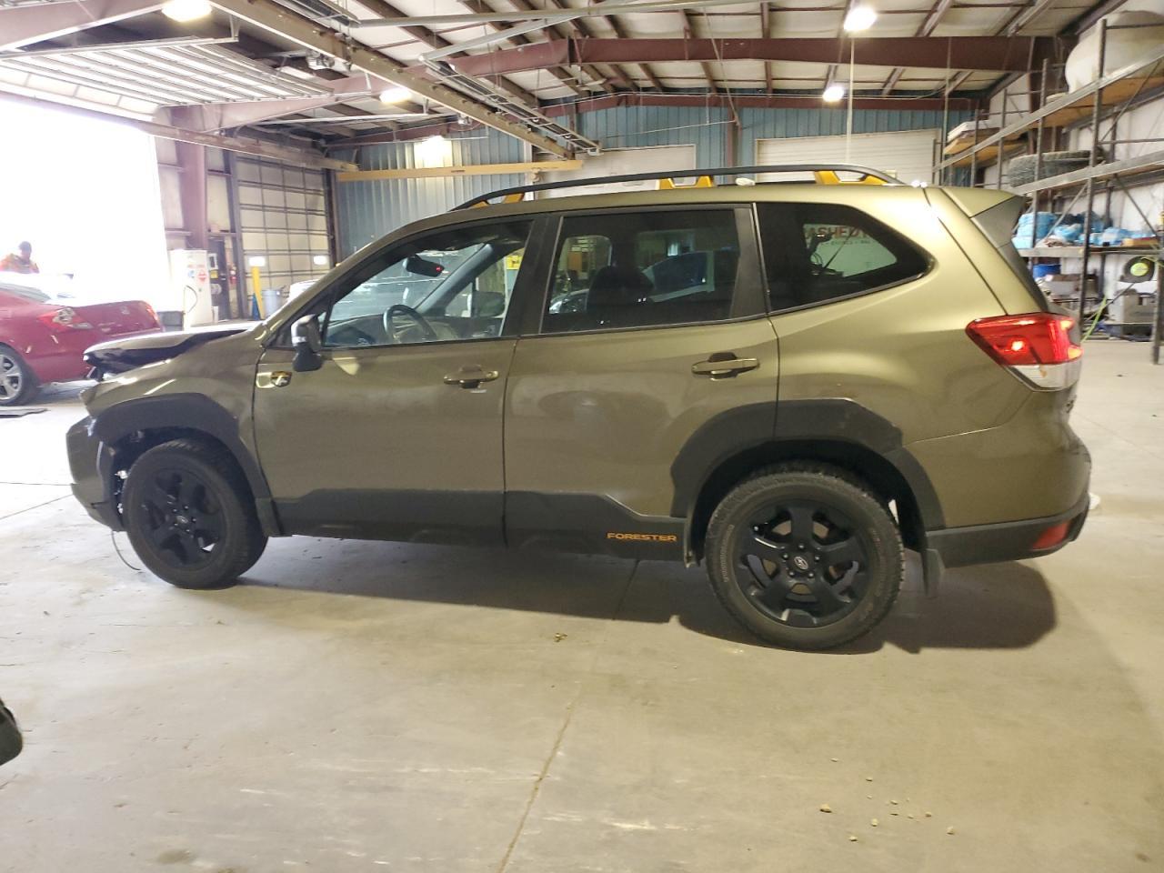 2022 SUBARU FORESTER