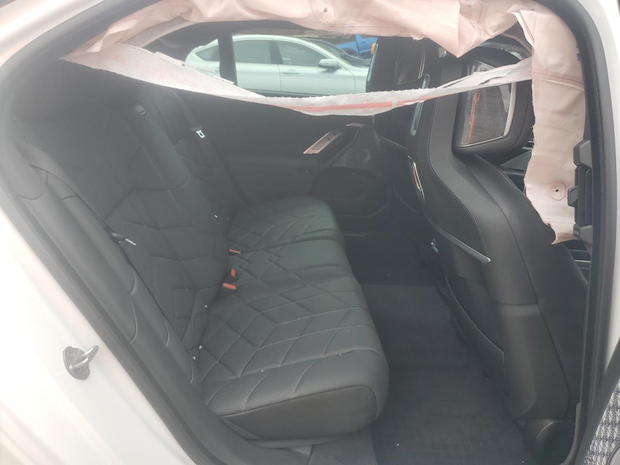 2023 BMW i7
