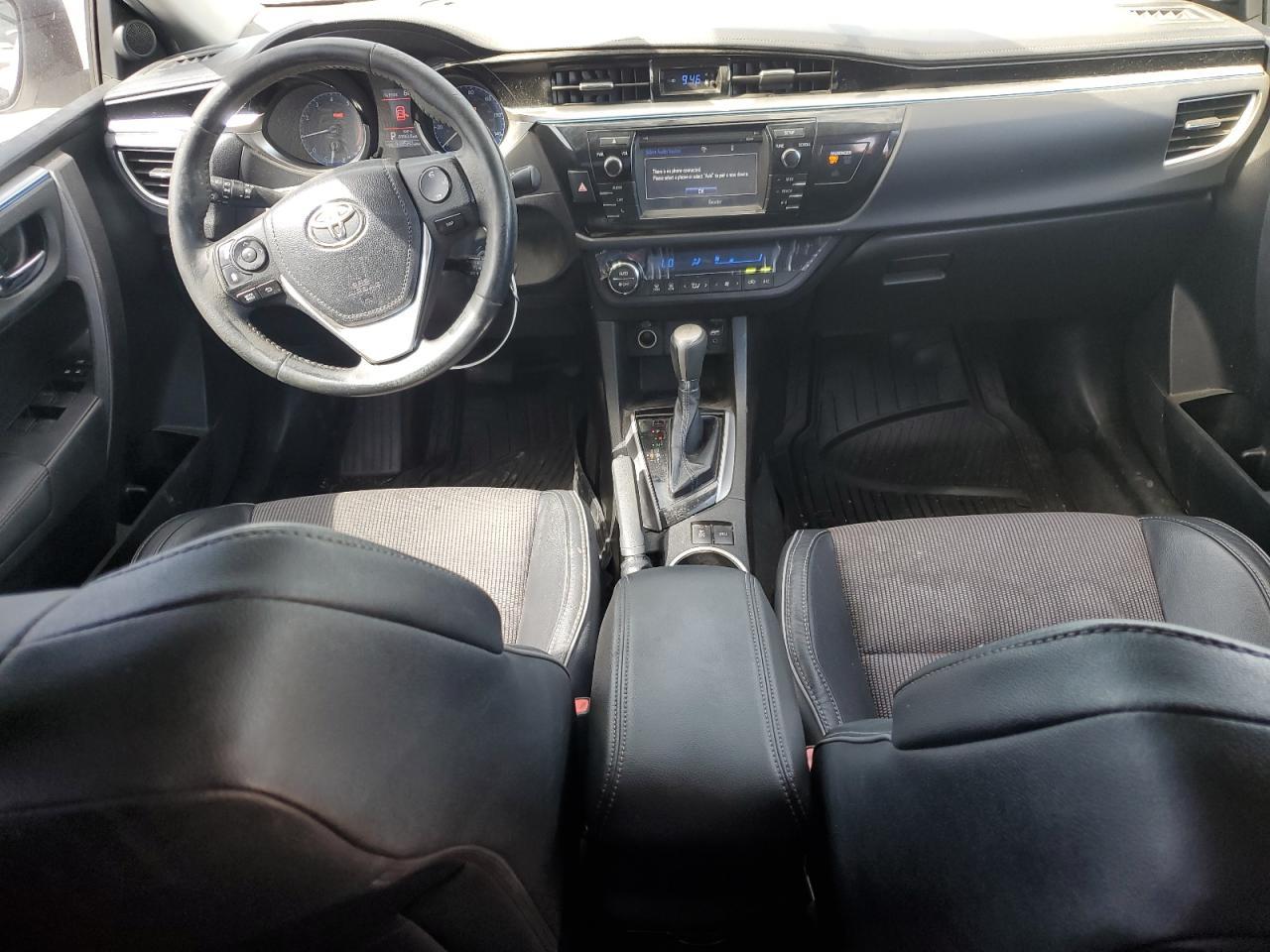 2015 TOYOTA COROLLA