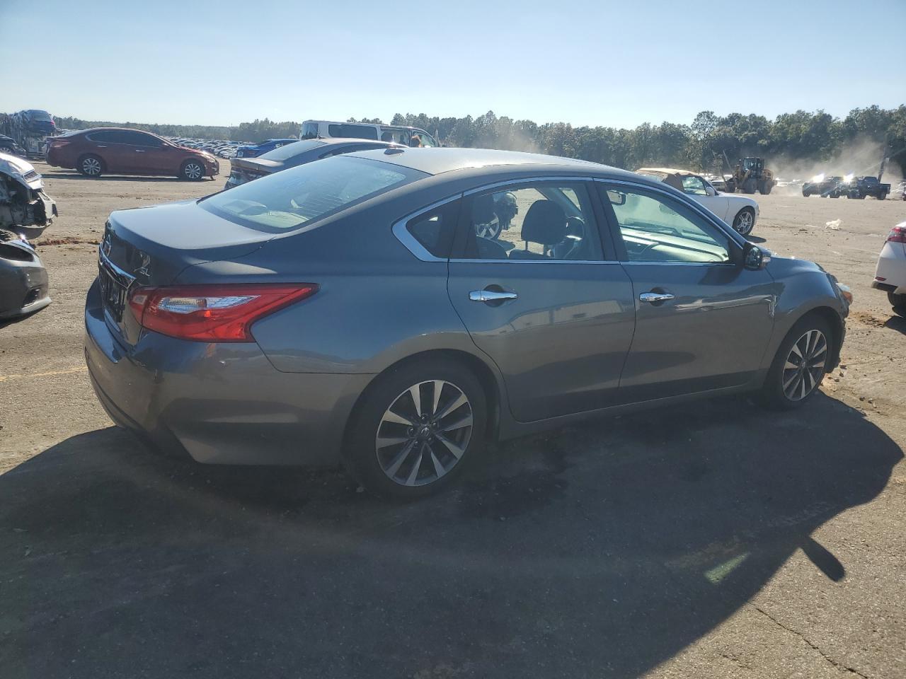 2017 NISSAN ALTIMA