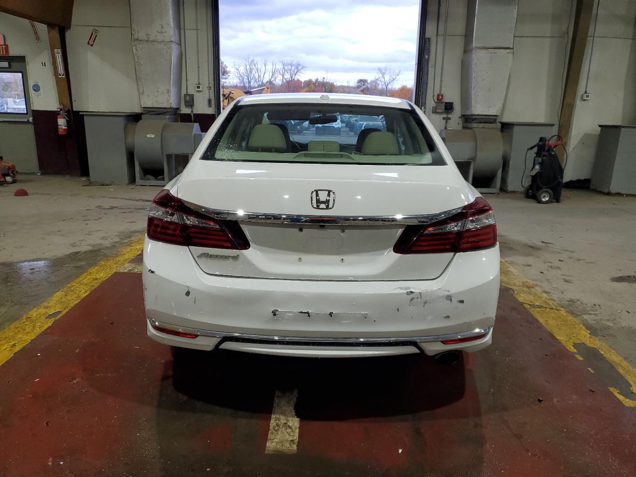 2017 HONDA ACCORD