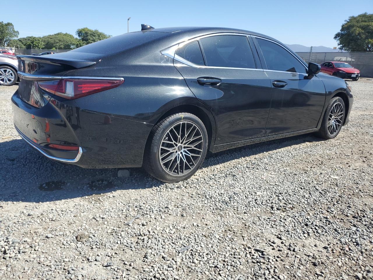 2019 LEXUS Es