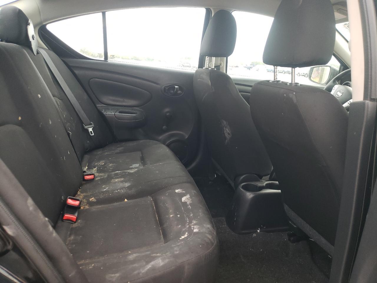 2019 NISSAN VERSA