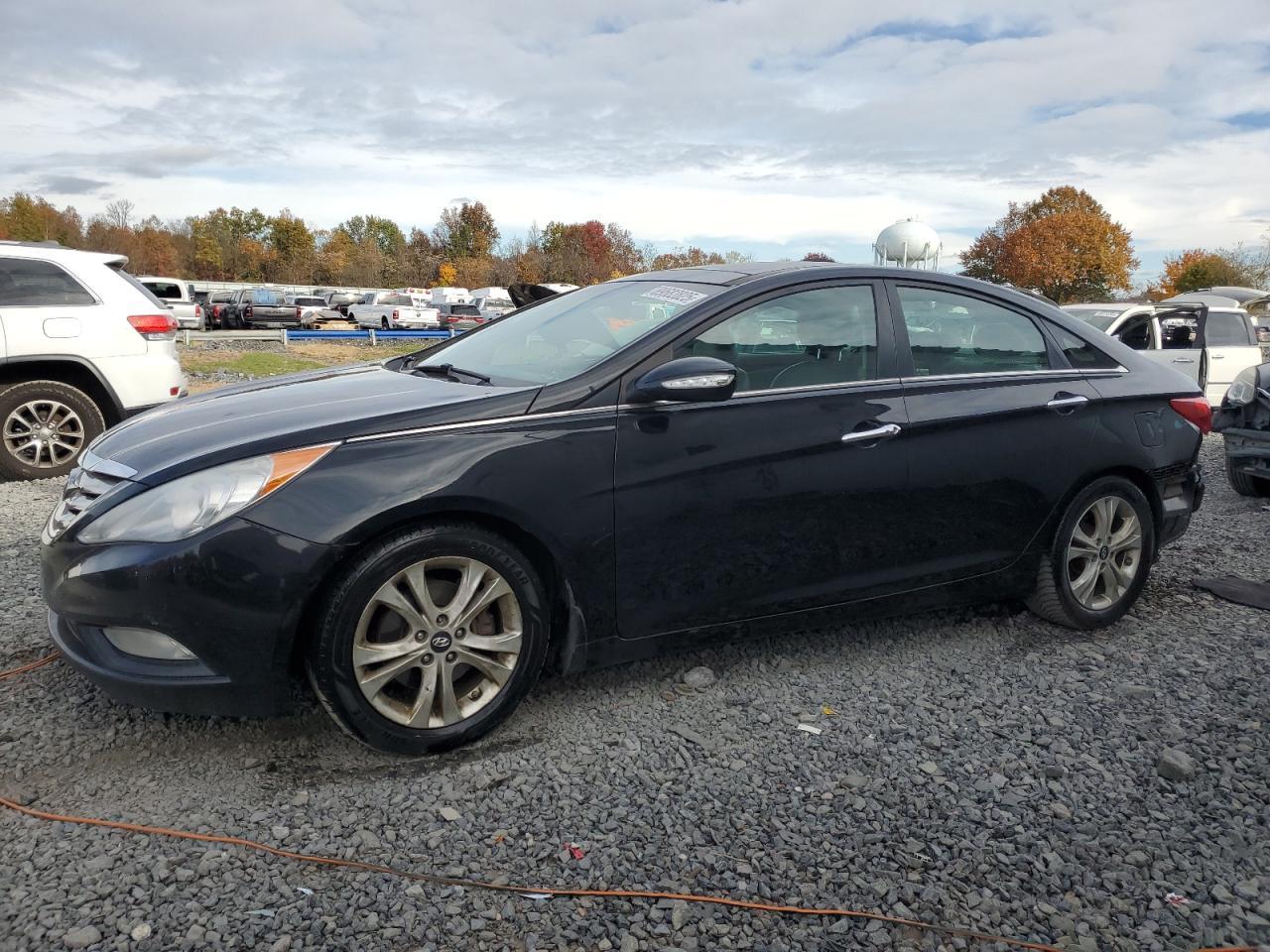 2013 HYUNDAI SONATA