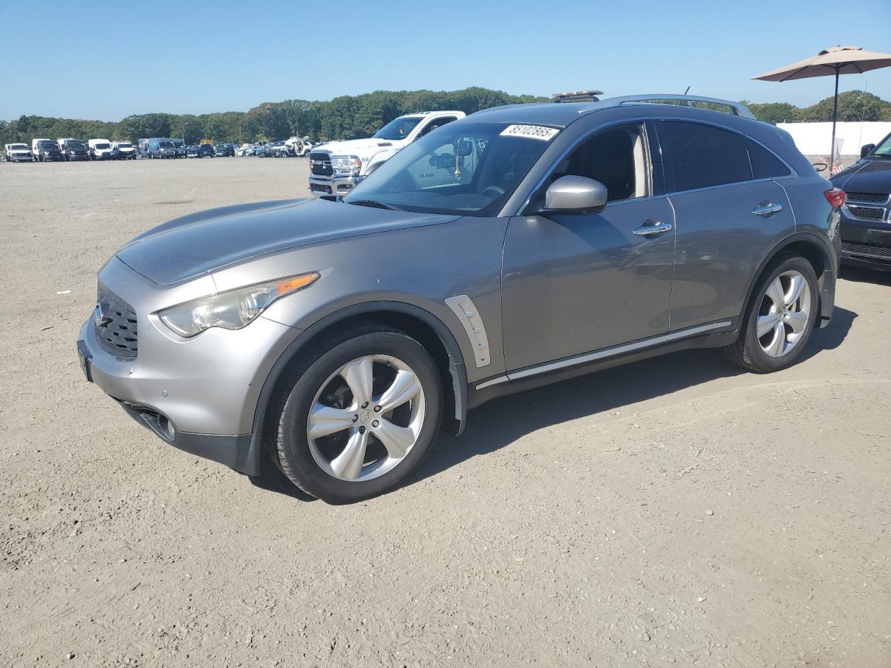 2011 INFINITI FX35