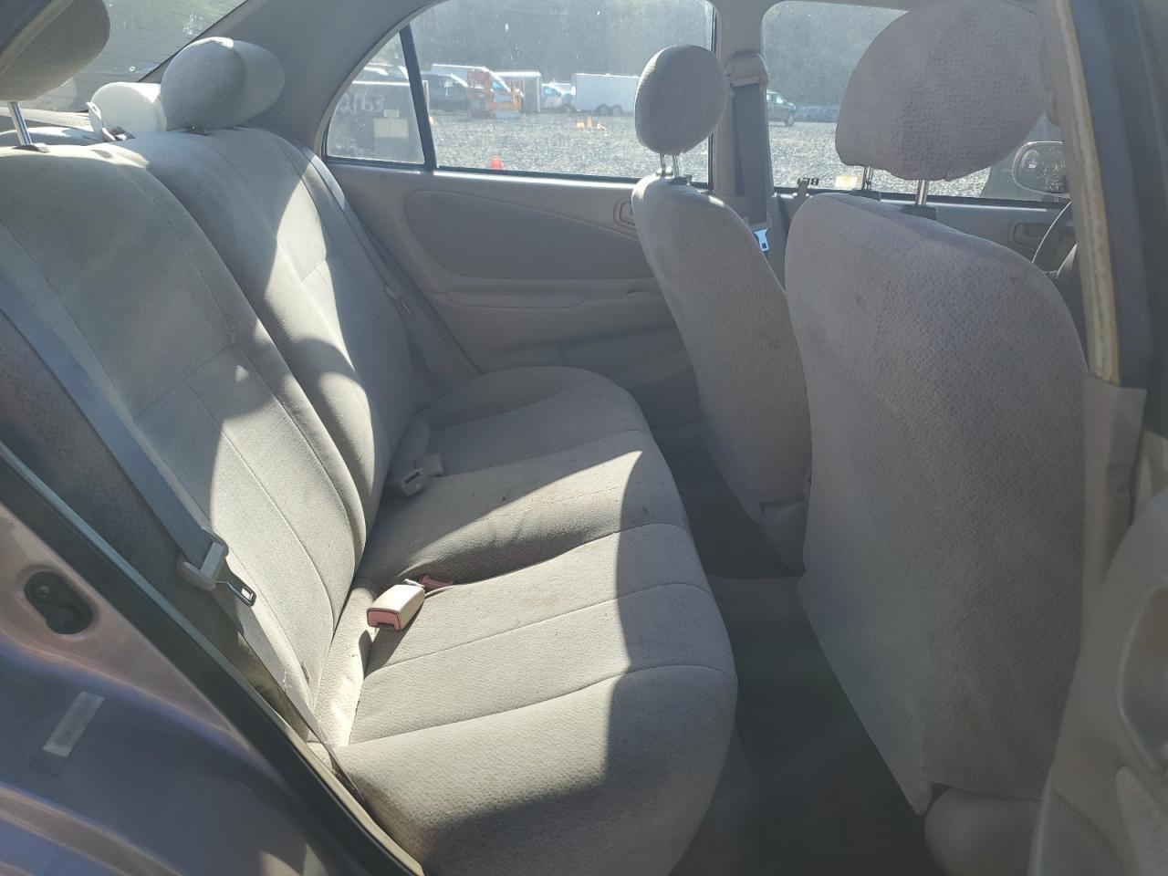 2001 TOYOTA COROLLA