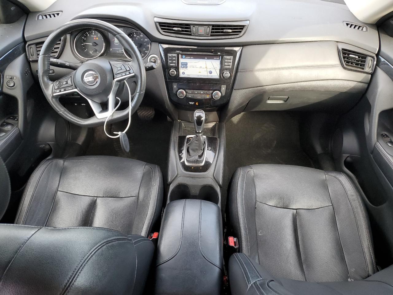 2017 NISSAN ROGUE