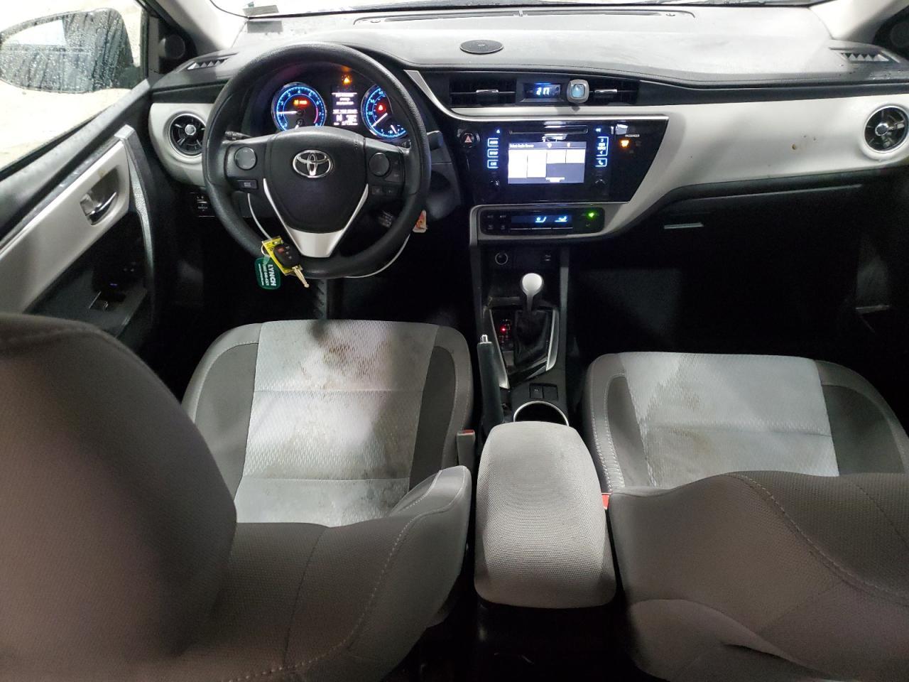 2017 TOYOTA COROLLA