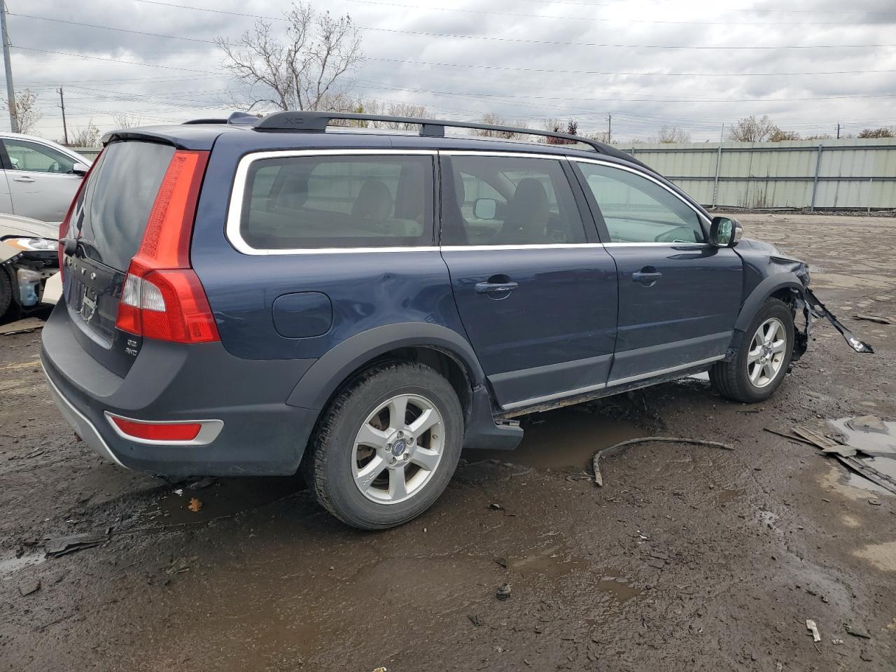 2010 VOLVO XC70