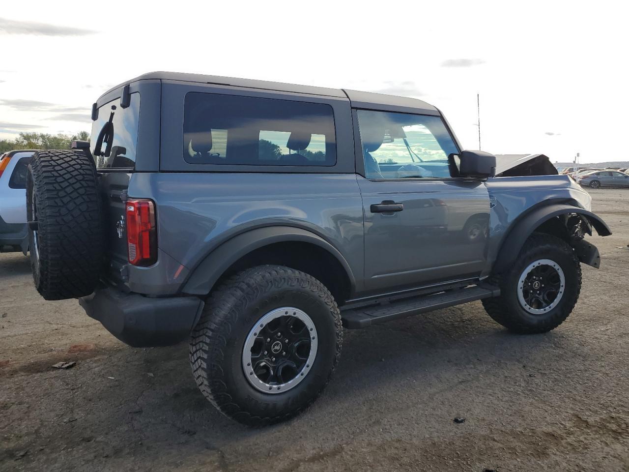 2024 FORD Bronco