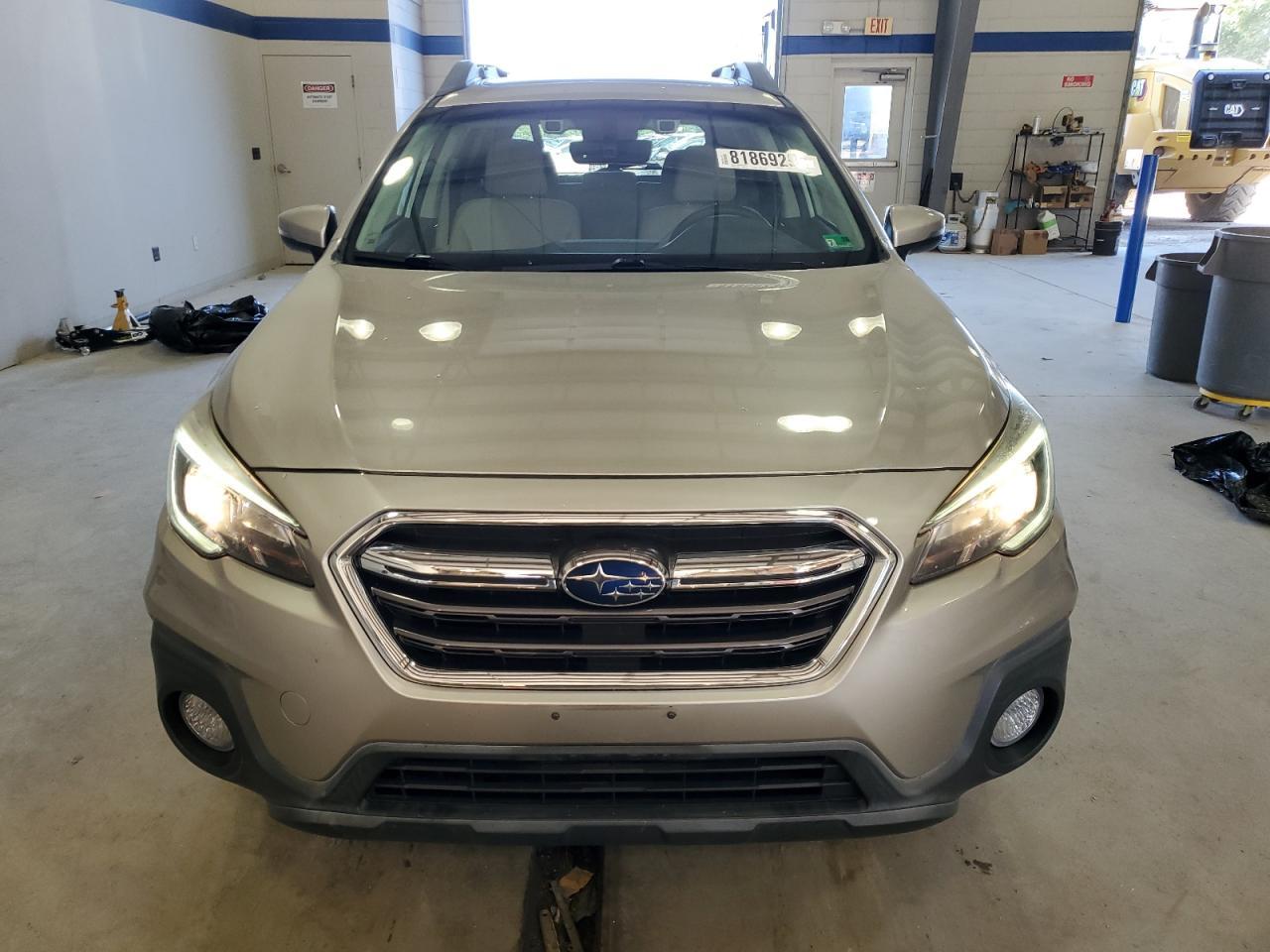 2019 SUBARU Outback