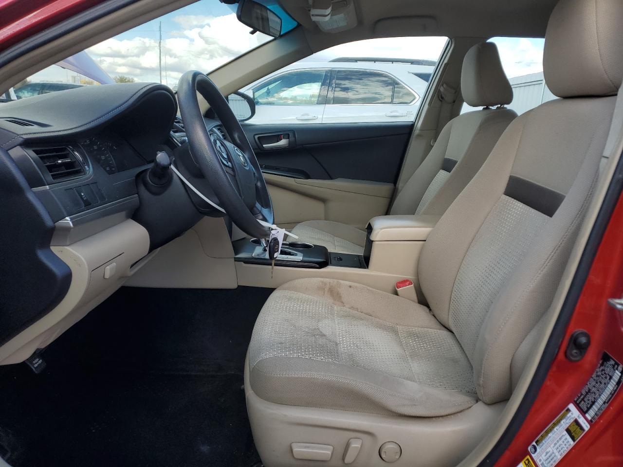 2014 TOYOTA CAMRY