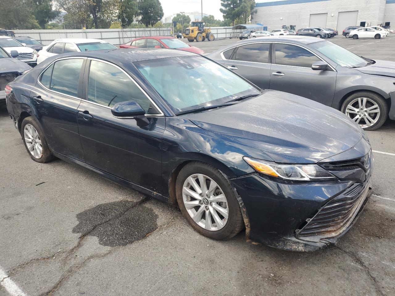 2019 TOYOTA CAMRY