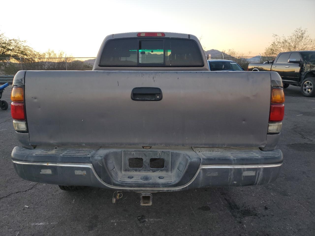 2000 TOYOTA TUNDRA