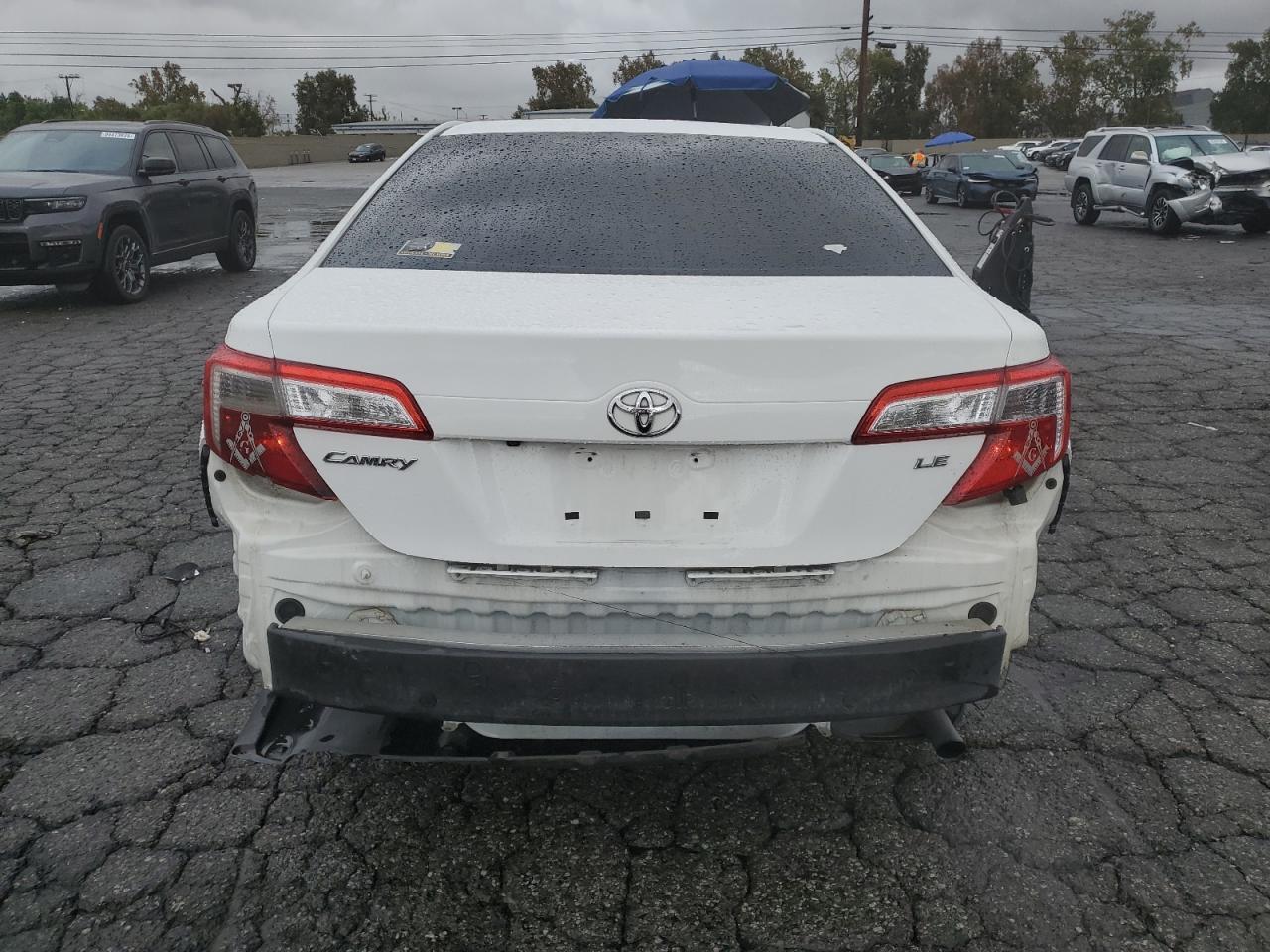 2014 TOYOTA CAMRY