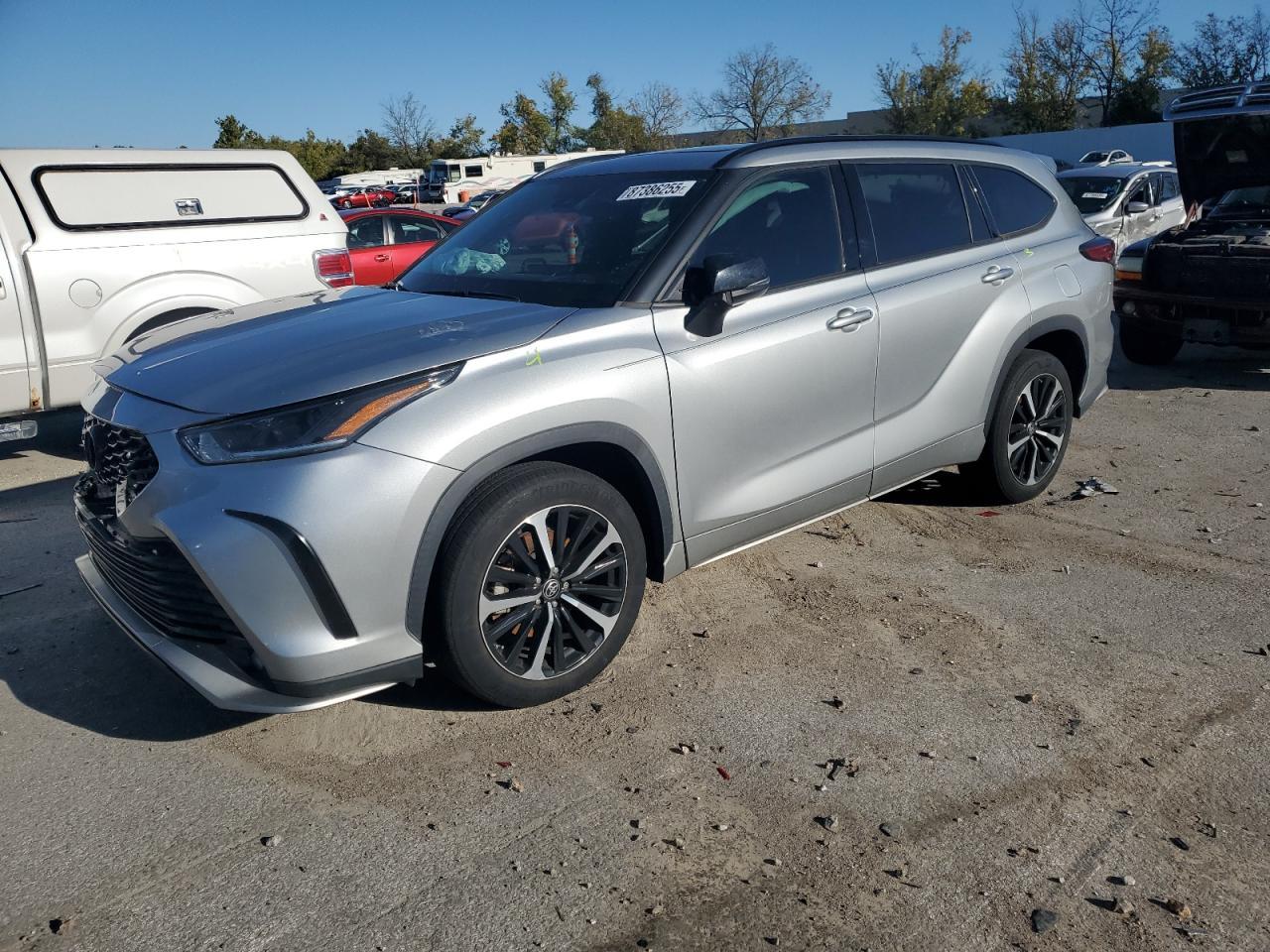 2021 TOYOTA HIGHLANDER